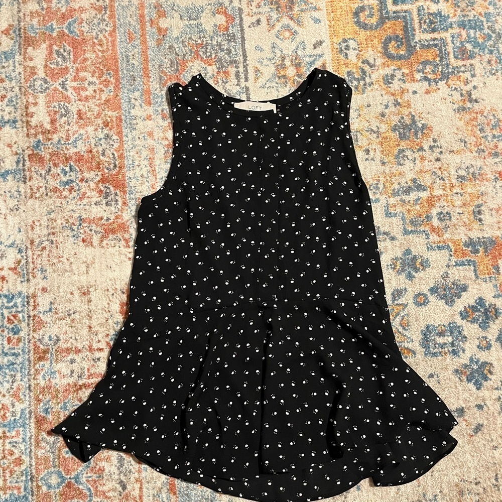 Ann Taylor Loft black sleeveless paw print peplum top